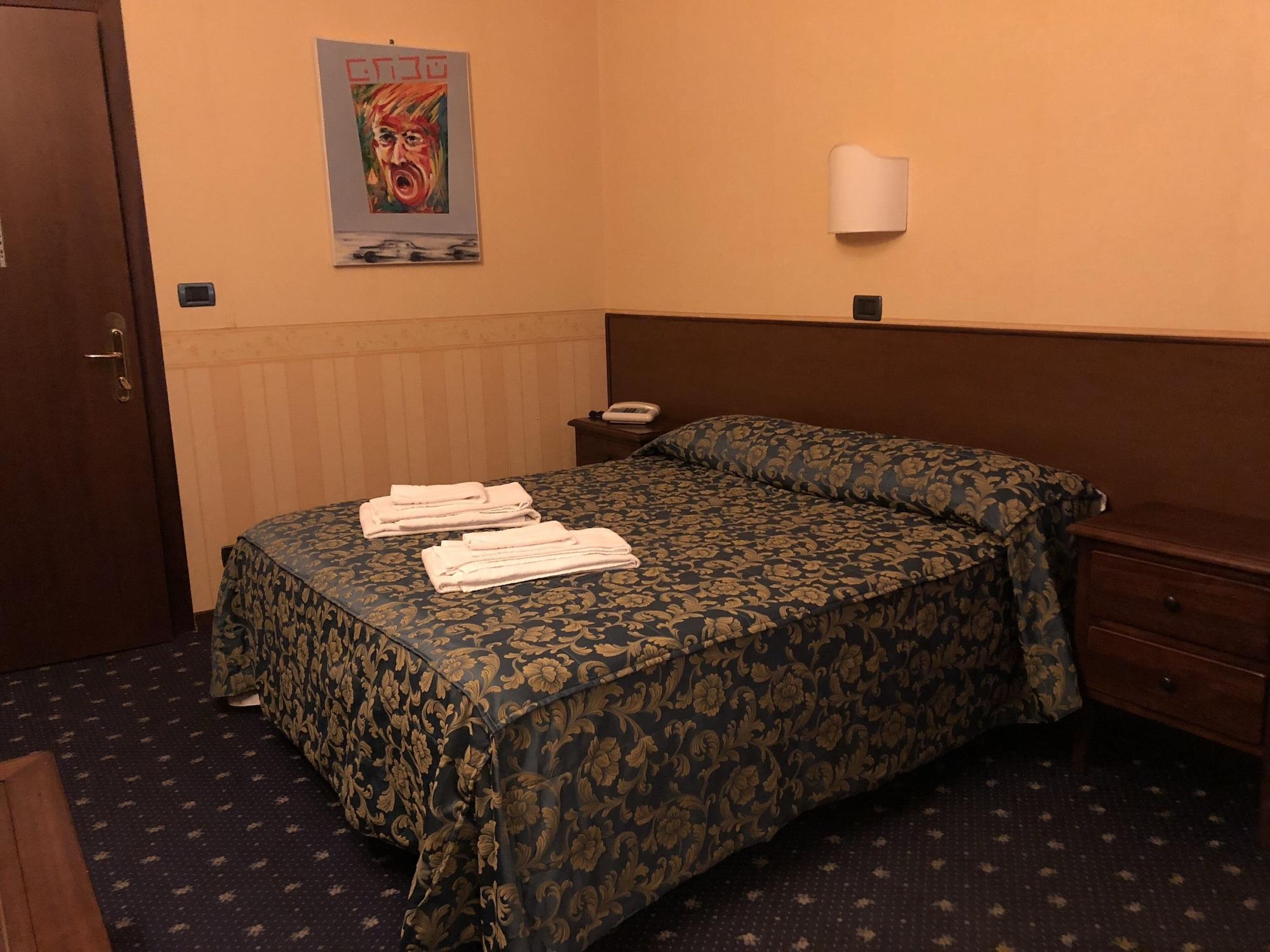 Hotel Parco Fiera Torino Esterno foto