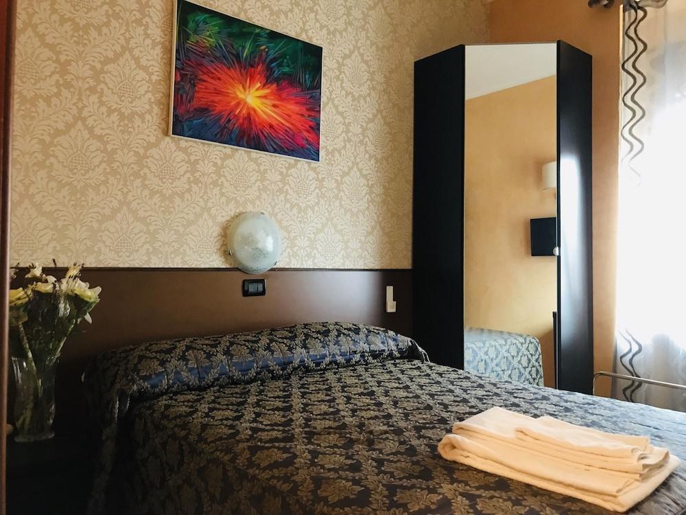 Hotel Parco Fiera Torino Esterno foto
