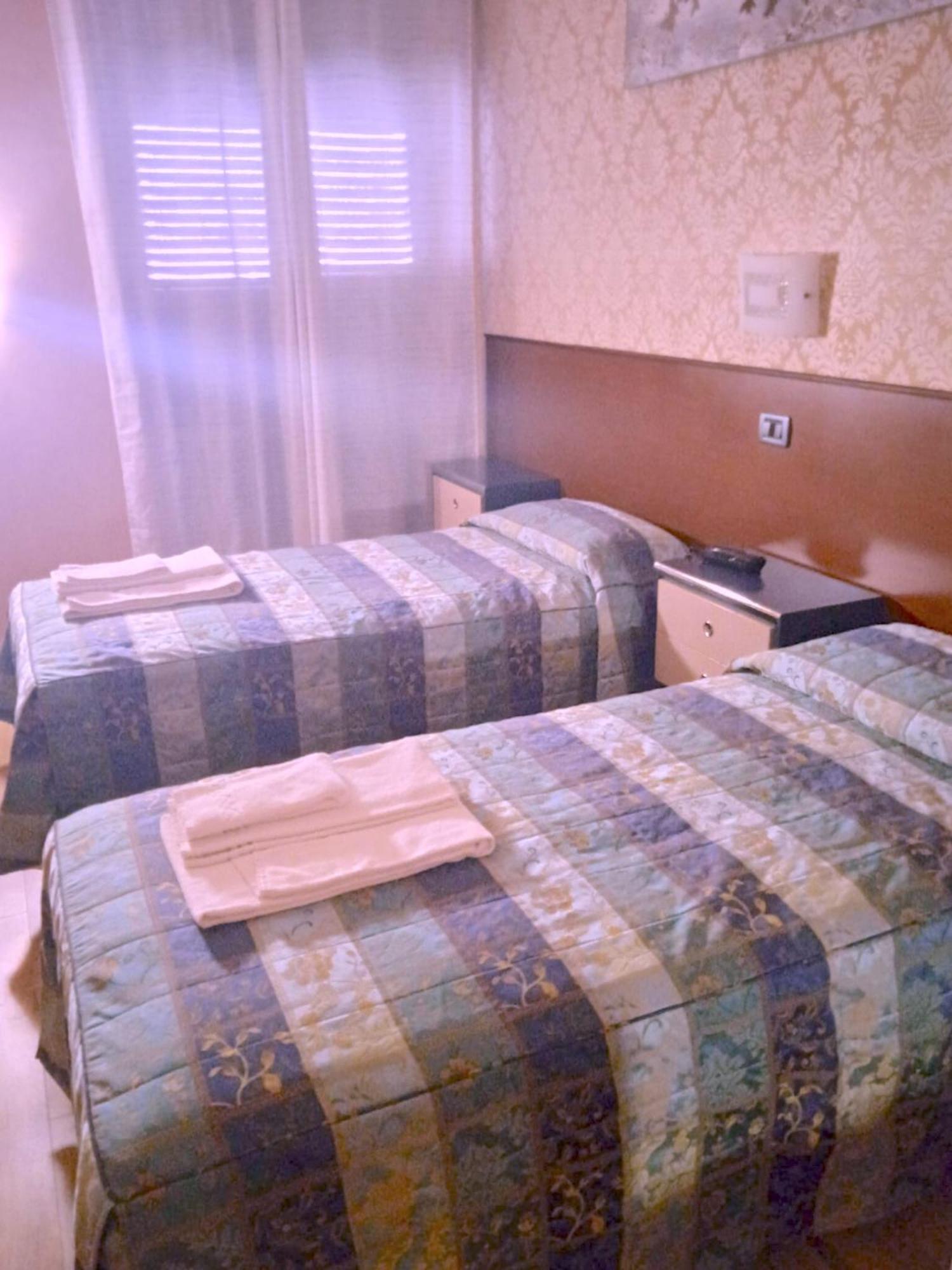 Hotel Parco Fiera Torino Esterno foto